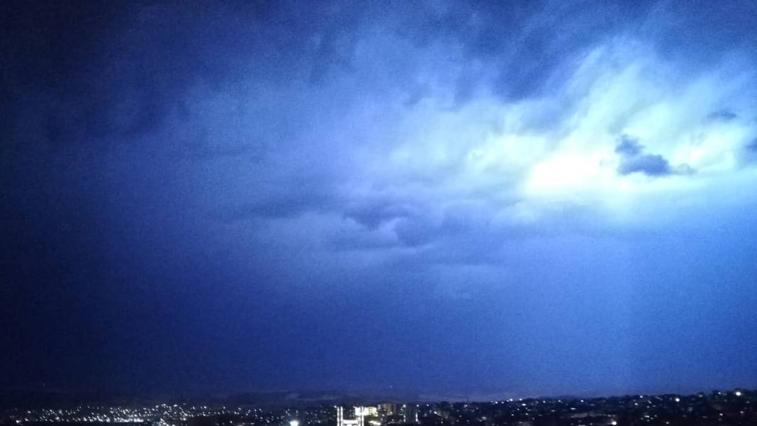 Ankara’da gece gündüze döndü 23